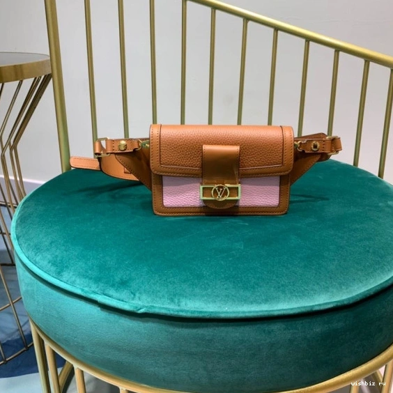 WIS BUMBAG VUITTON DAUPHINE LOUIS 1029